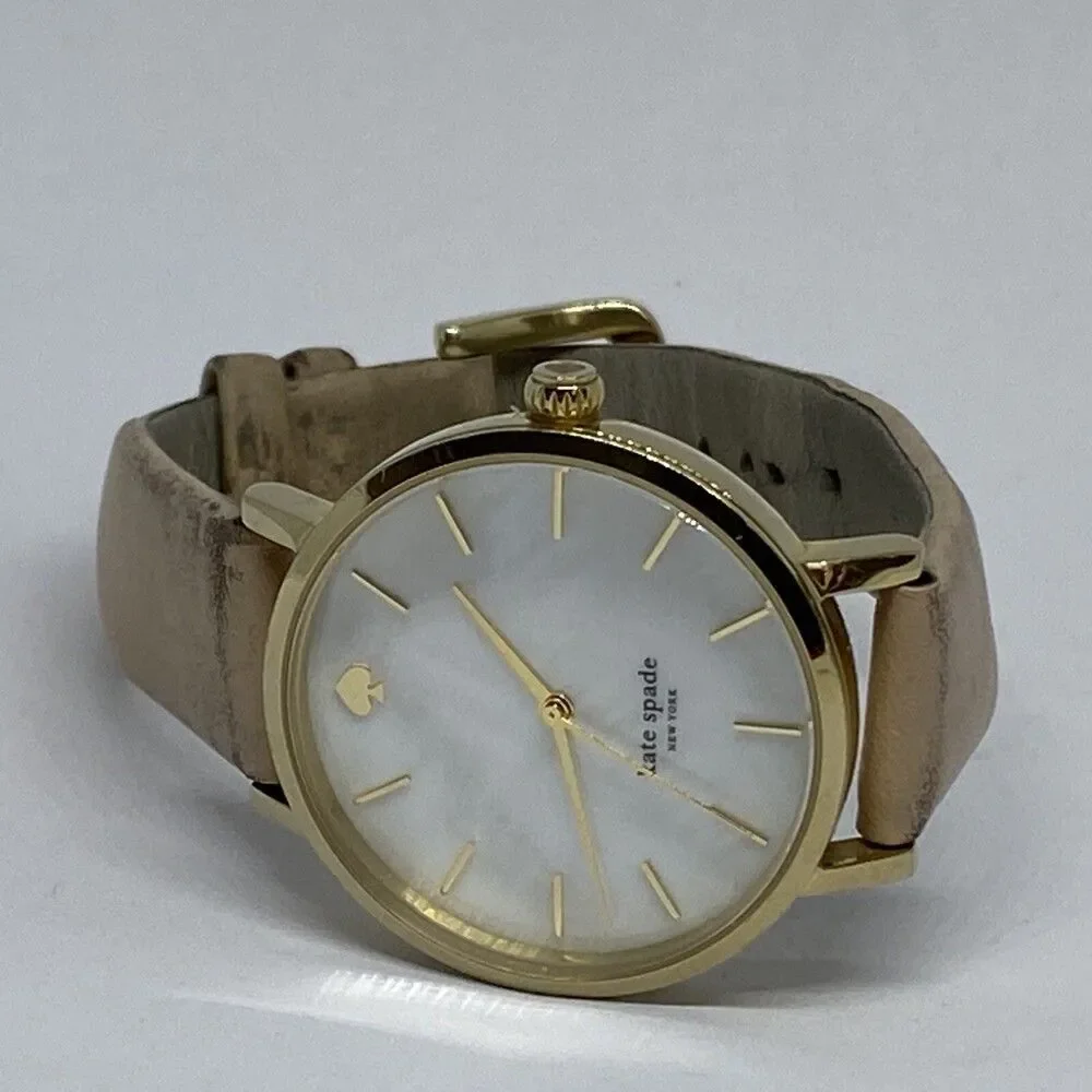 Kate Spade 0005 Women's Sand Leather Analog White Dial Quartz Wrist Watch BP713